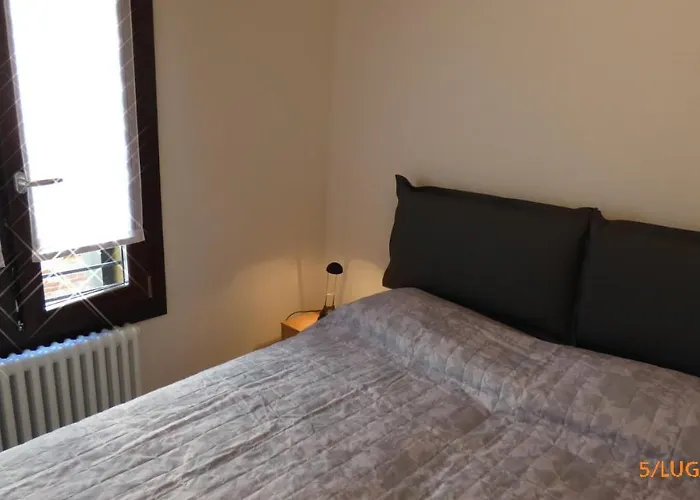 Casa Moderna A Due Passi Da Rialto